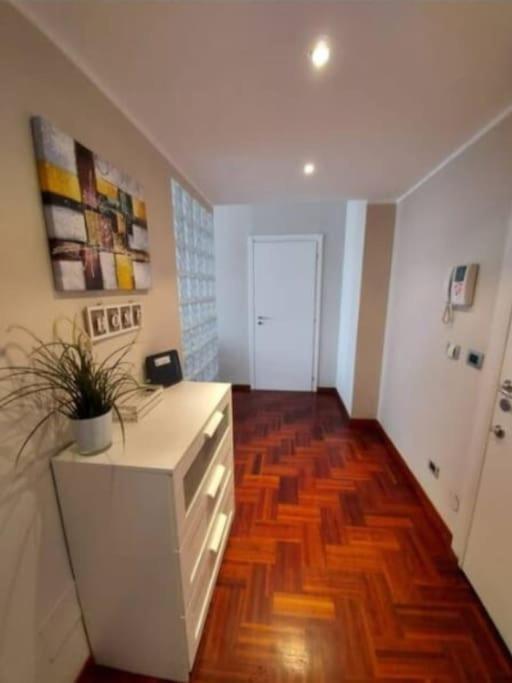 Franco Sansirohouse Rho Mi Fiera Milão Exterior foto