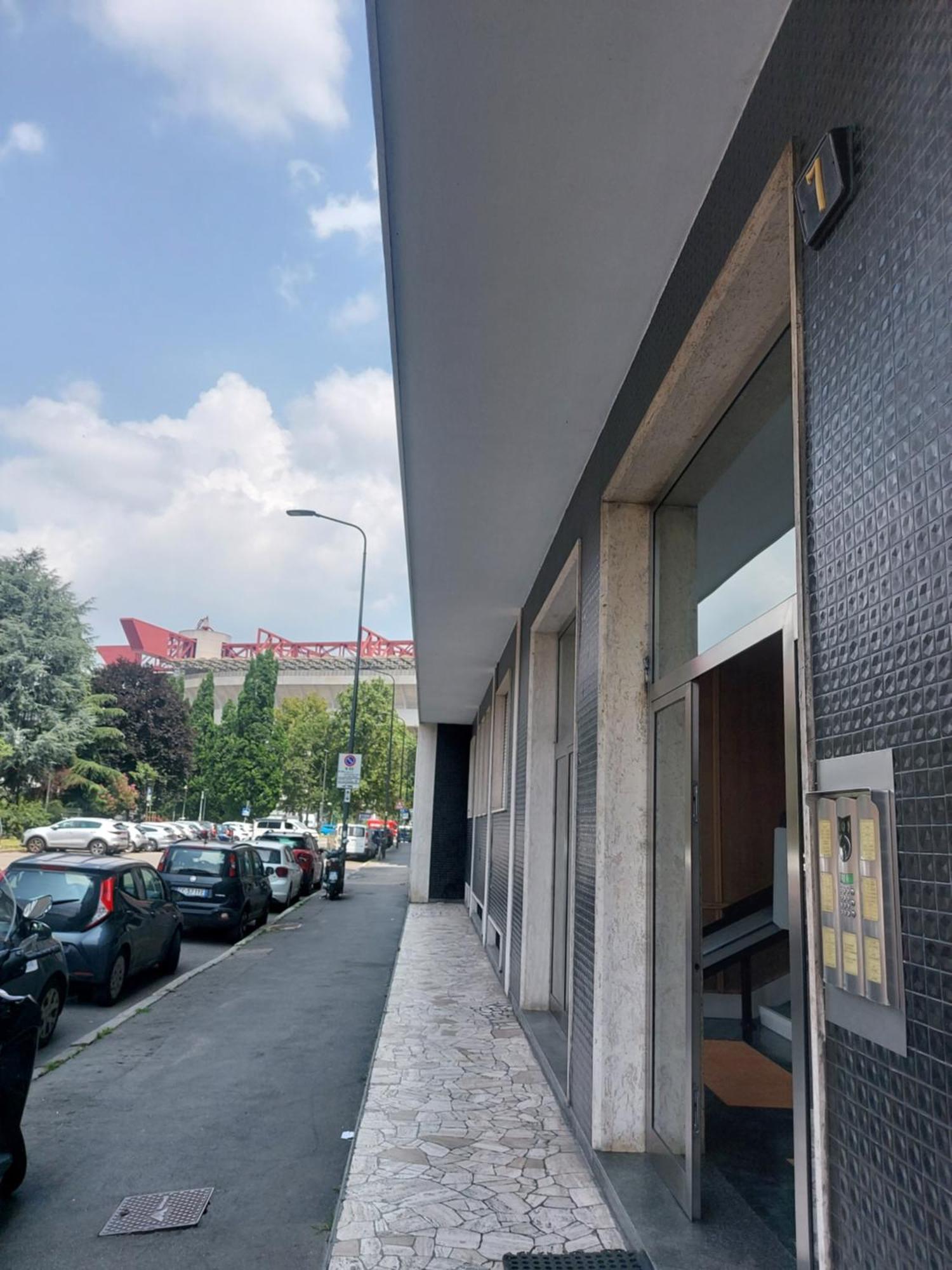 Franco Sansirohouse Rho Mi Fiera Milão Exterior foto